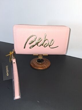 bebe Blush Pink Gianna Wristlet Wallet